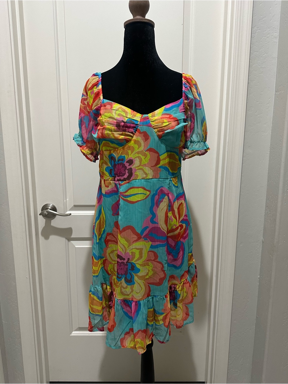 Gianni Bini Turquoise Multi Floral Puff-Sleeve Mini Dress Bundle! - Picture 1 of 11